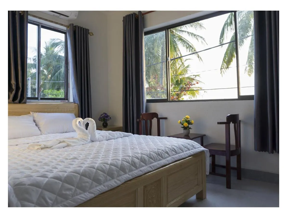 Chamisland Hanhly Homestay Cham Islands Bed & Breakfast